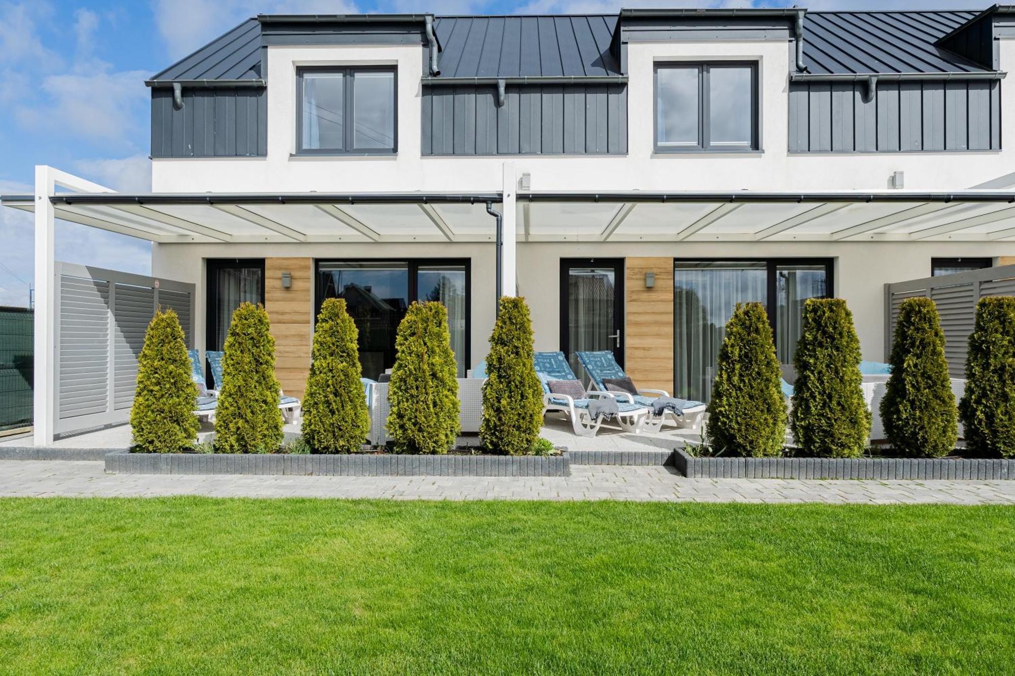 Barka - Apartamenty Premium Oraz Pokoje Blisko Plazy Karwia Exterior foto
